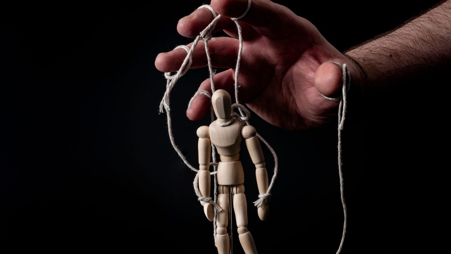 5 Crucial Steps to Understanding and Resisting Cult Manipulation